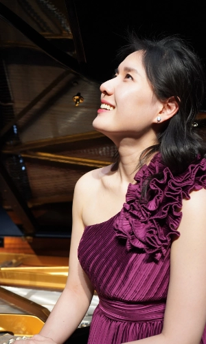 Esther Jeehae Ahn